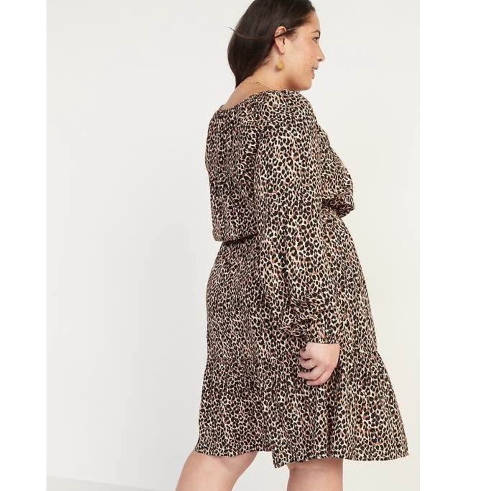 Old Navy Tiered Hem Dress XXL Tall Brown Leopard Print Long Sleeve Smocked Waist